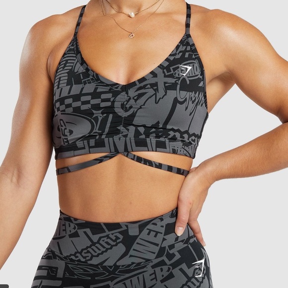 Gymshark Strappy Sports Bra - Picture 4 of 4